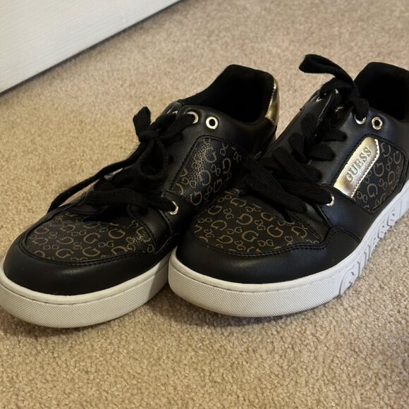 GUESS black and gold Shoes - Picture 3 of 5